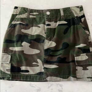Forever 21 Camouflage Cargo Skirt with Pockets